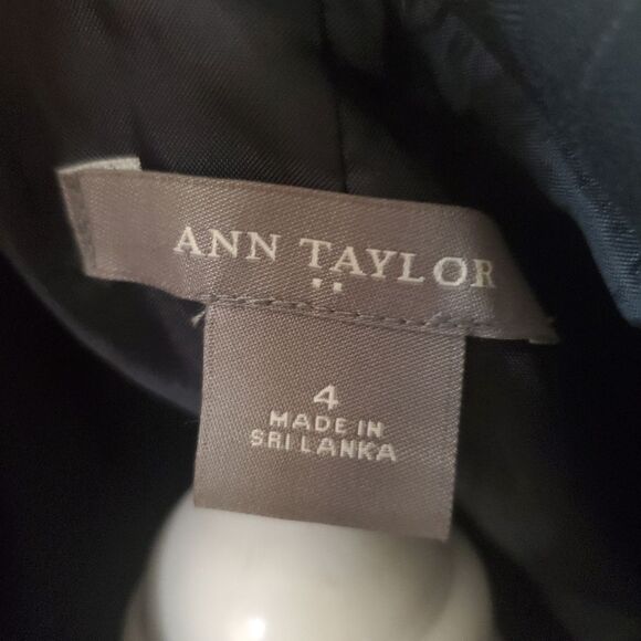 Ann Taylor Women's Blazer Size 4 - Picture 5 of 8